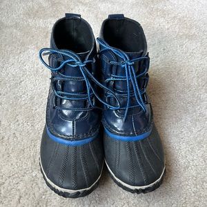 Sorel Out and About Size 8.5 Rainboots